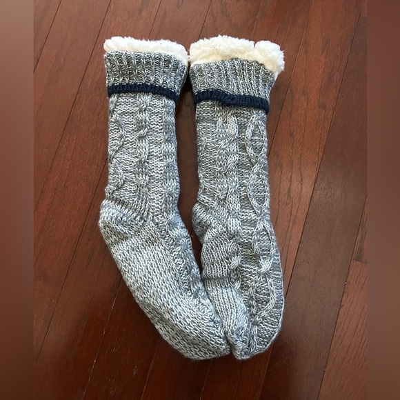 New Grey Cozy Knit Slipper Socks Women’s One size - Picture 3 of 6